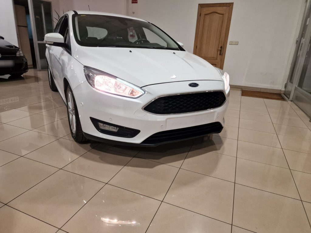 FORD FOCUS TREND+